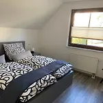 Haus Mit Sauna, Garten Und Pool Hébergement de vacances *