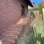 Haus Mit Sauna, Garten Und Pool