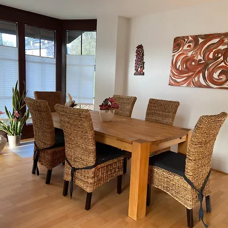 Haus Mit Sauna, Garten Und Pool