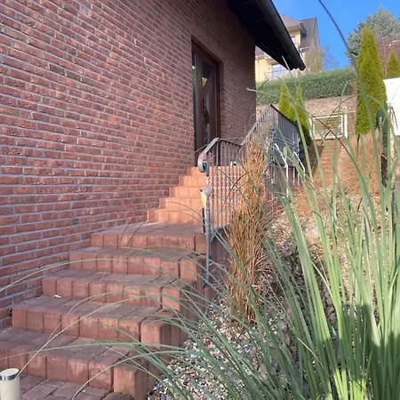 Haus Mit Sauna, Garten Und Pool