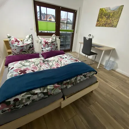 Haus Mit Sauna, Garten Und Pool