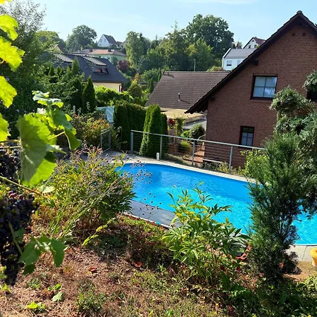 Haus Mit Sauna, Garten Und Pool Casa vacanze *