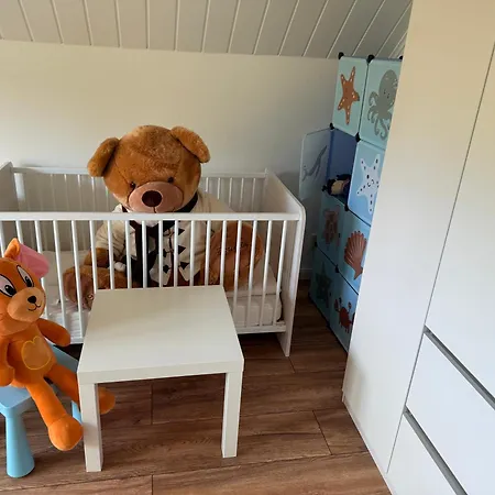 Haus Mit Sauna, Garten Und Pool