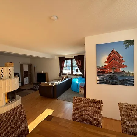 Haus Mit Sauna, Garten Und Pool