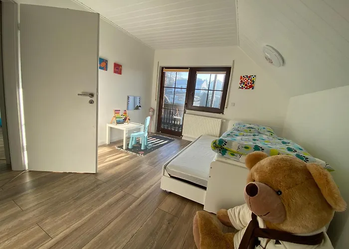 Prázdninový dům Haus Mit Sauna, Garten Und Pool