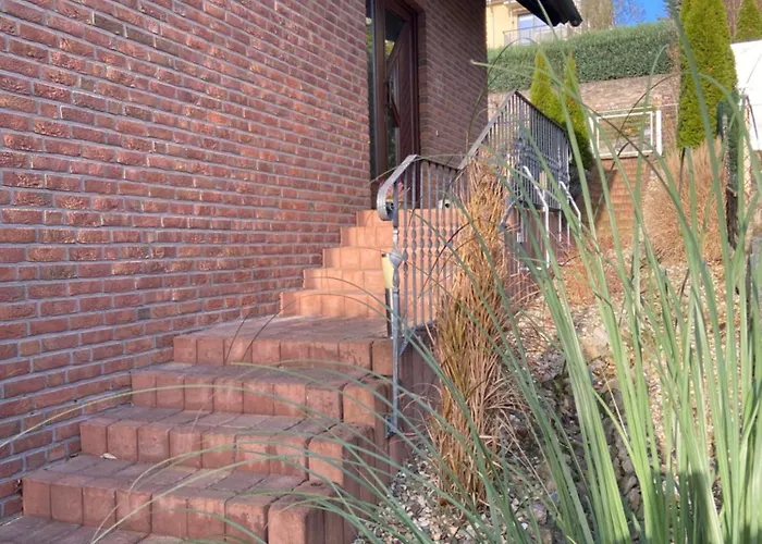 Haus Mit Sauna, Garten Und Pool