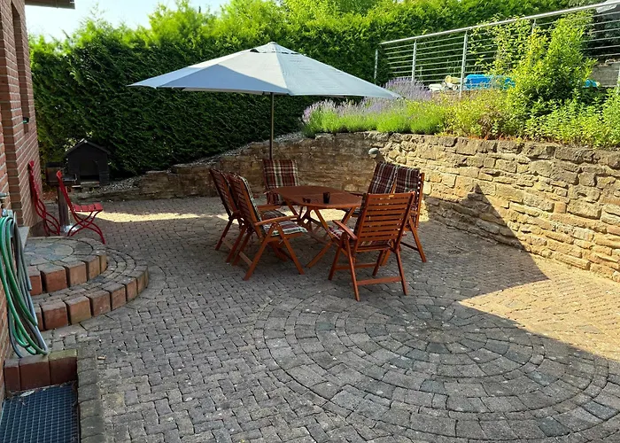 Haus Mit Sauna, Garten Und Pool