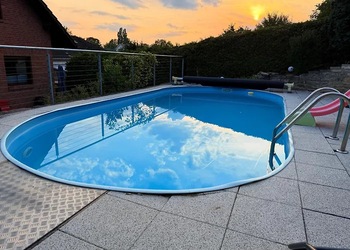 Haus Mit Sauna, Garten Und Pool